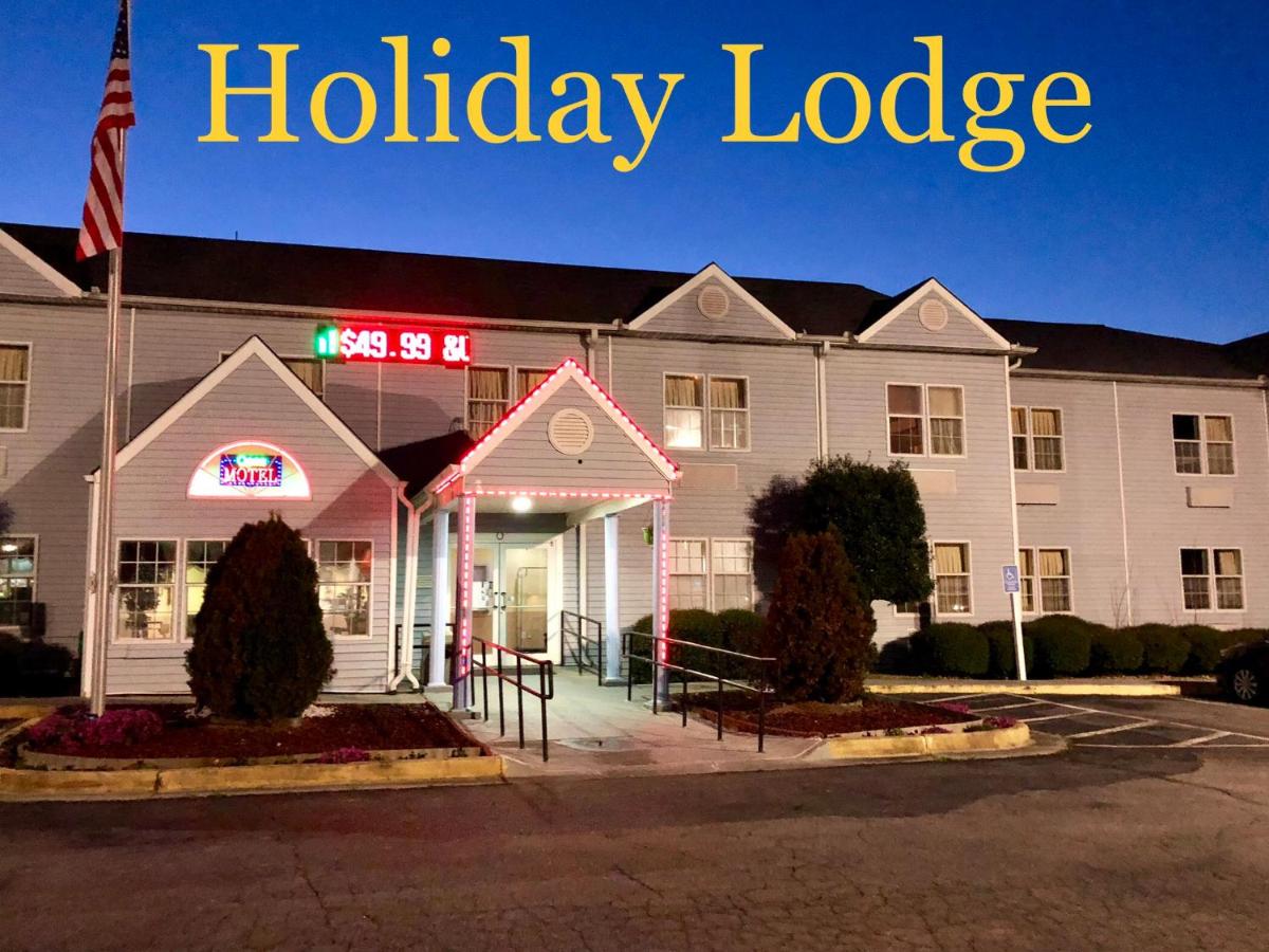Holiday Lodge — photo 1