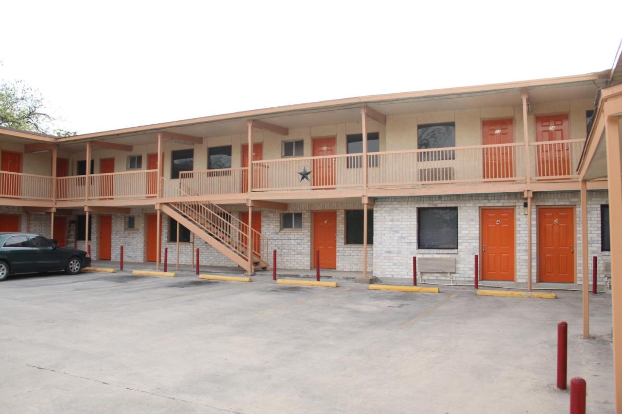 Choice Inn San Antonio — photo 1