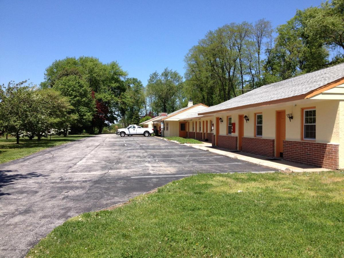 Sentinel Motel — photo 1