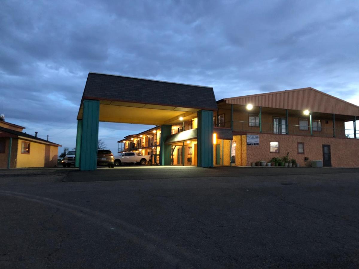 Royal inn — photo 1