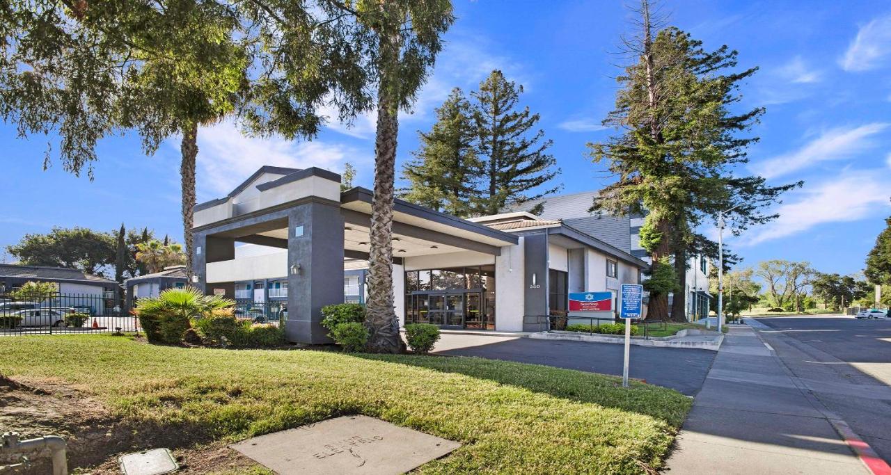 SureStay Plus Hotel by Best Western Sacramento North — photo 1