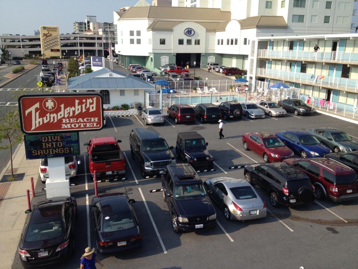 Thunderbird Beach Motel — photo 1
