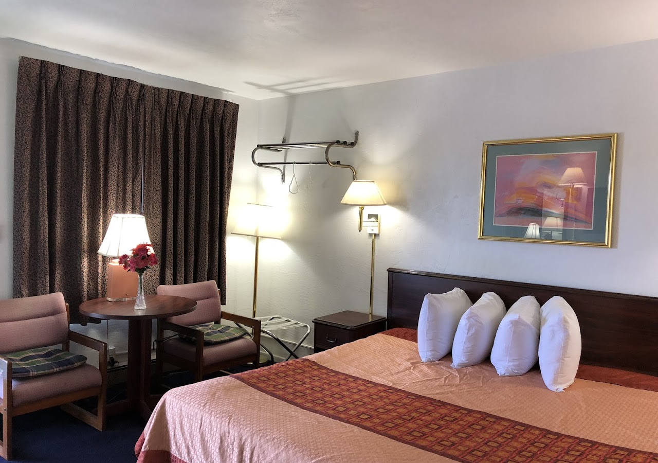 Best Budget Inn — photo 3