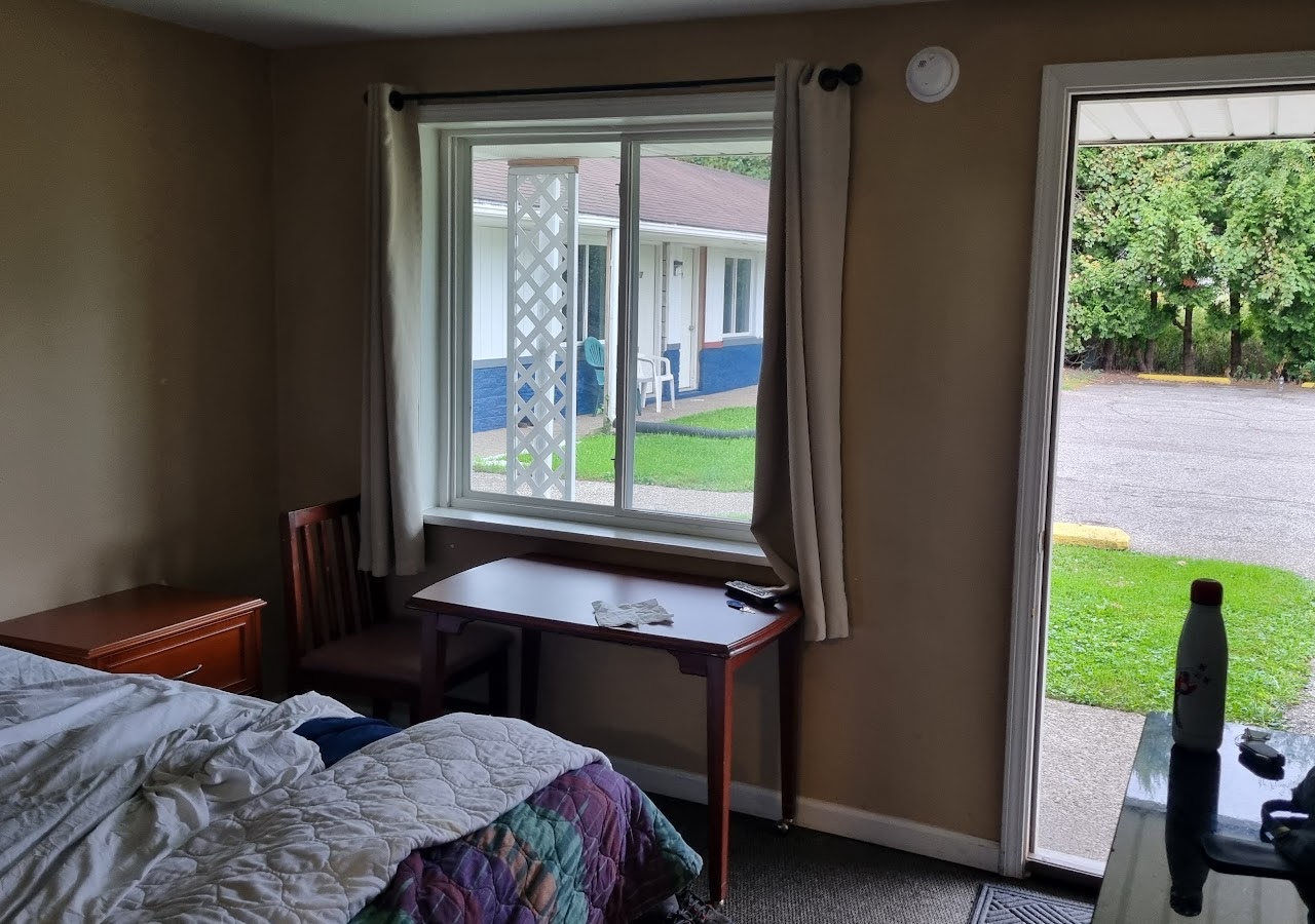 The Brookside Inn — photo 2