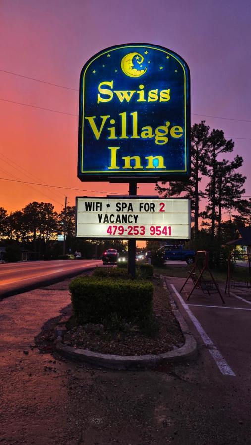 Swiss Village Inn — photo 1