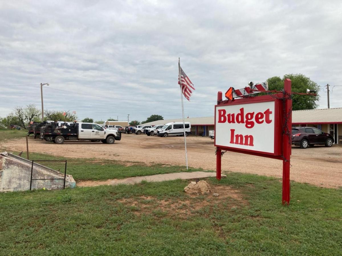Budget Inn — photo 1