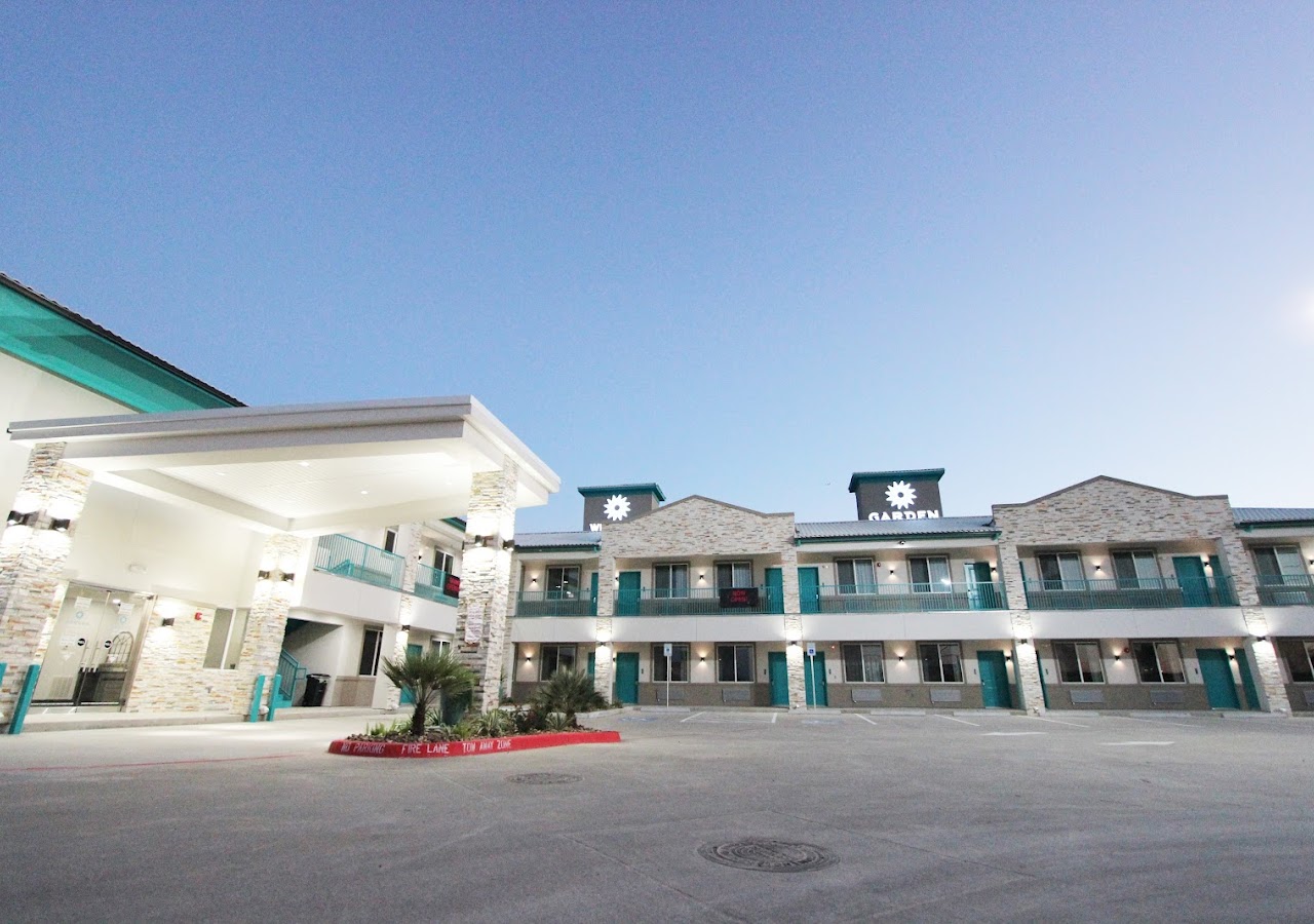 Garden Inn Express-Houston-Humble-Beltway 8 E — photo 1