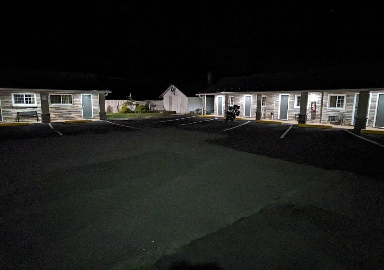 Bing's Motel — photo 1