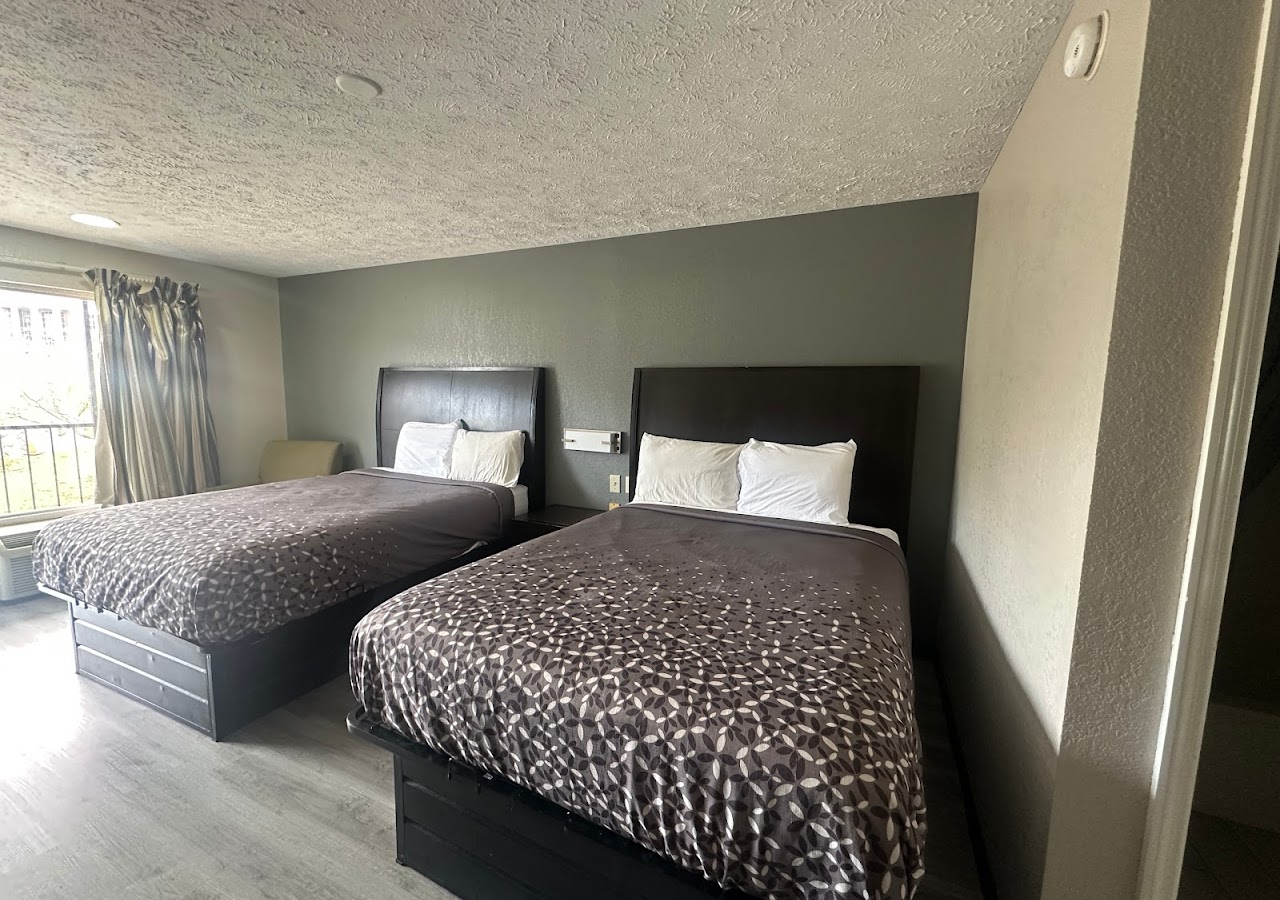 Regal Inn Guntersville Hwy 431 — photo 2