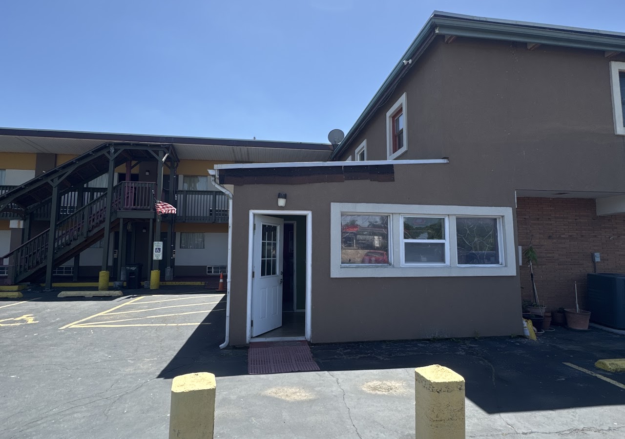 Trailway Motel — photo 2