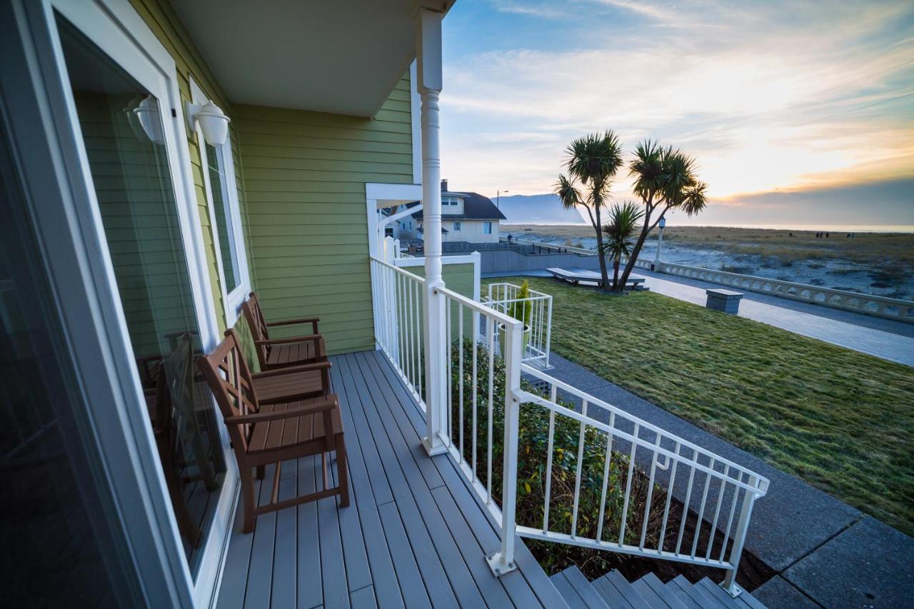 Inn of the Four Winds Seaside Oceanfront — photo 1