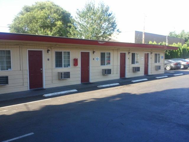 Aaron Motel — photo 1