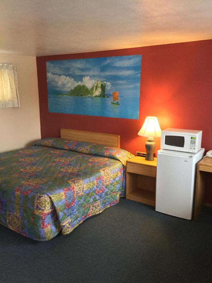 Twin City Motel — photo 1