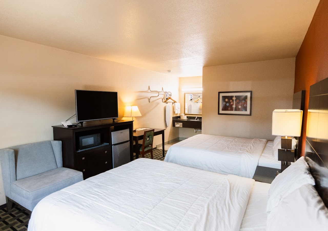 Executive INN Motel & RV Park — photo 2