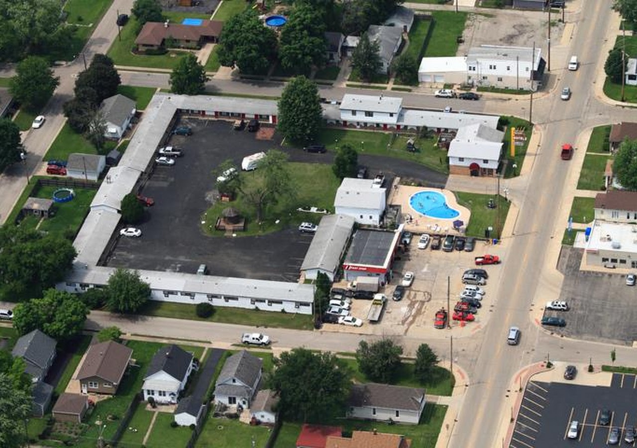 The Daniels Motel — photo 1