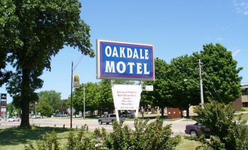 Oakdale Motel — photo 1