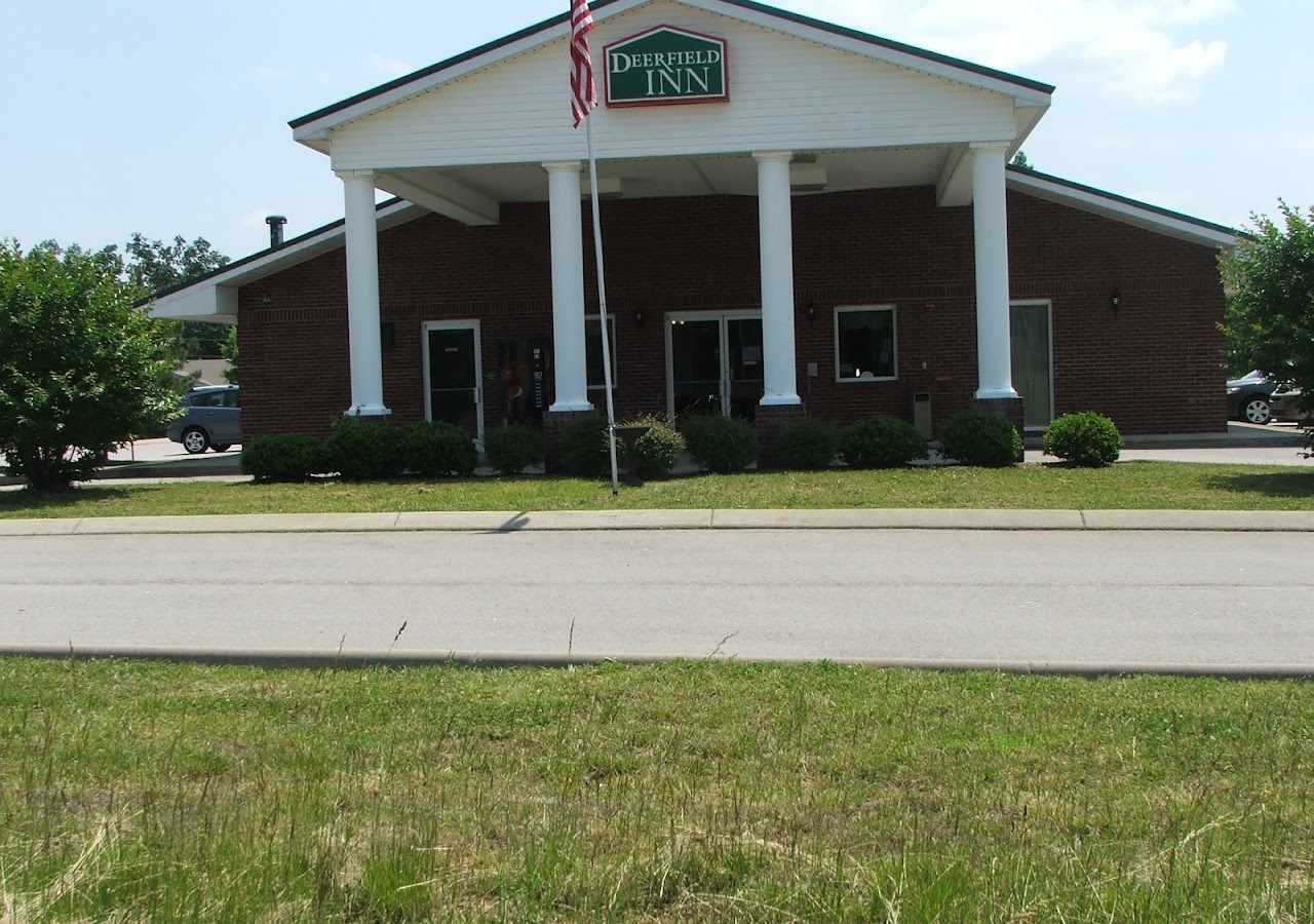 Deerfield Inn & Suites — photo 1