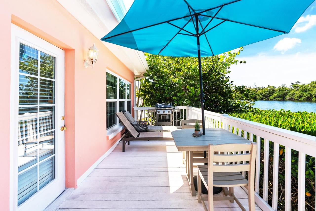 Siesta Key Bungalows — photo 1