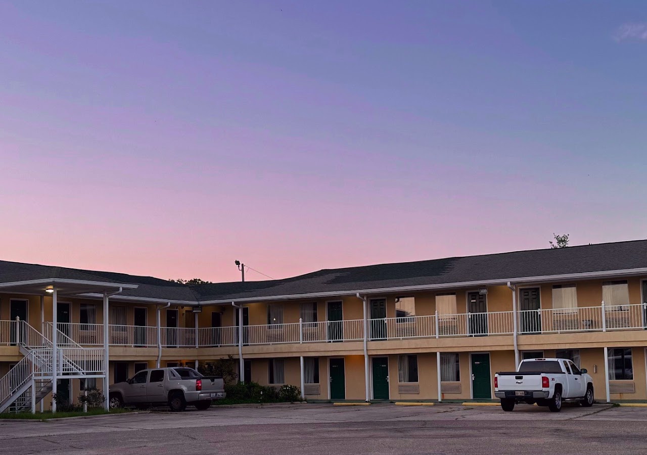 Coast Motel — photo 1