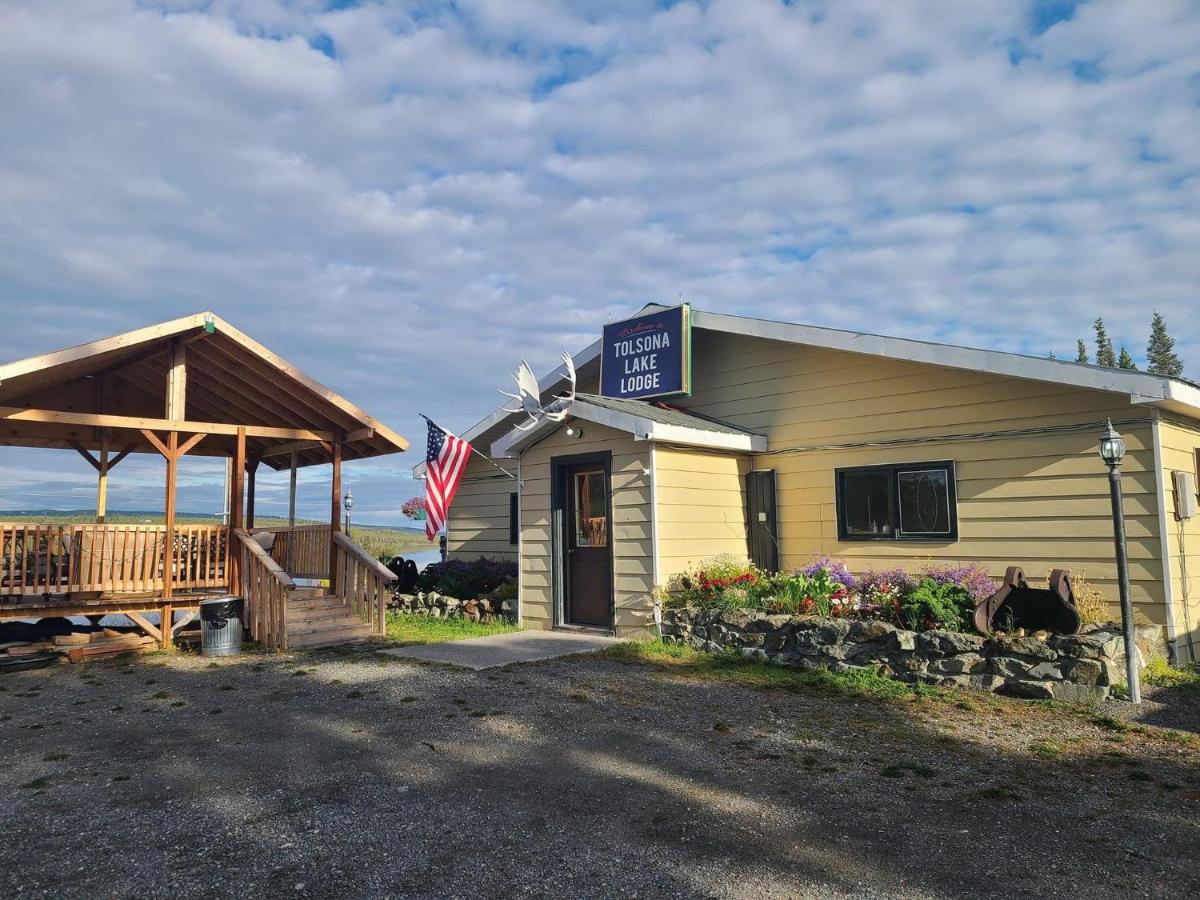 Tolsona Lake Lodge — photo 1