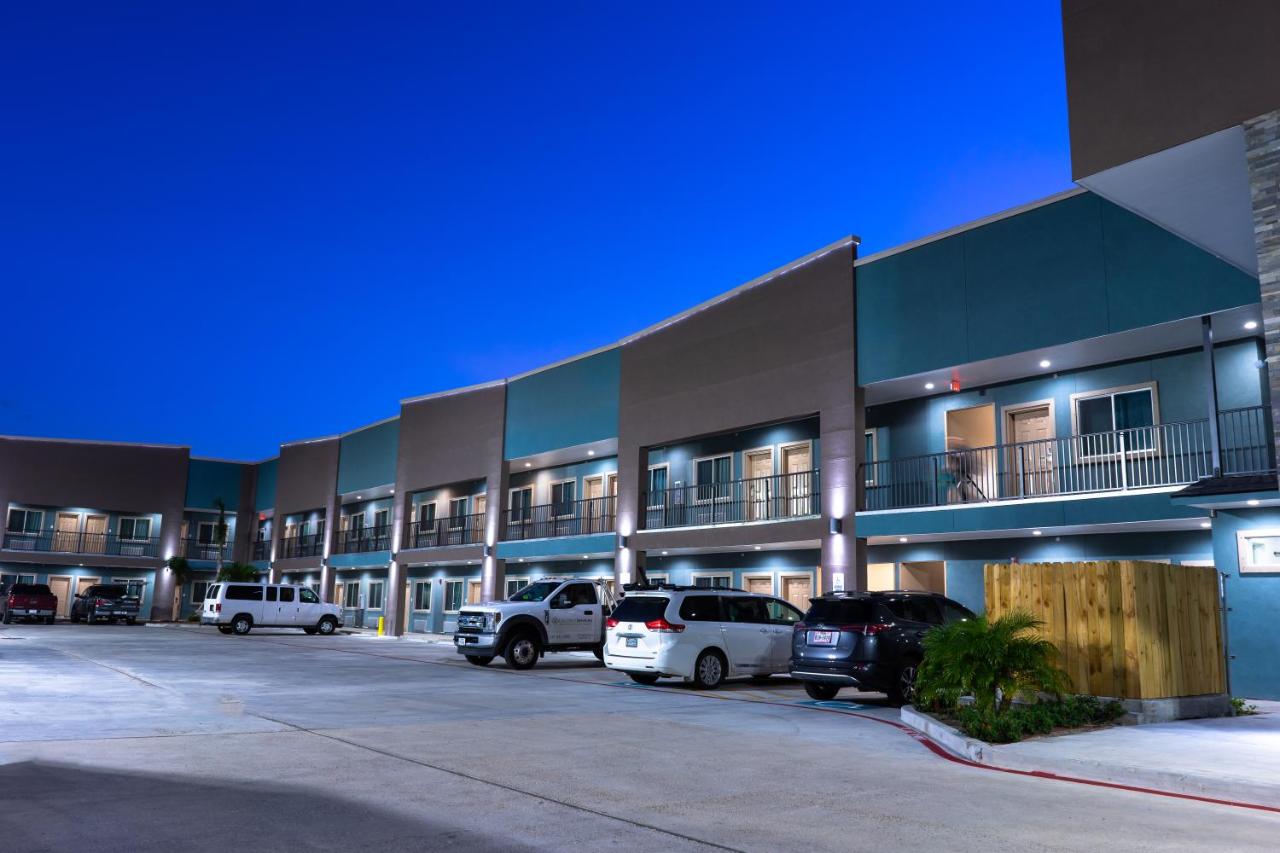 Texan Hotel — photo 1