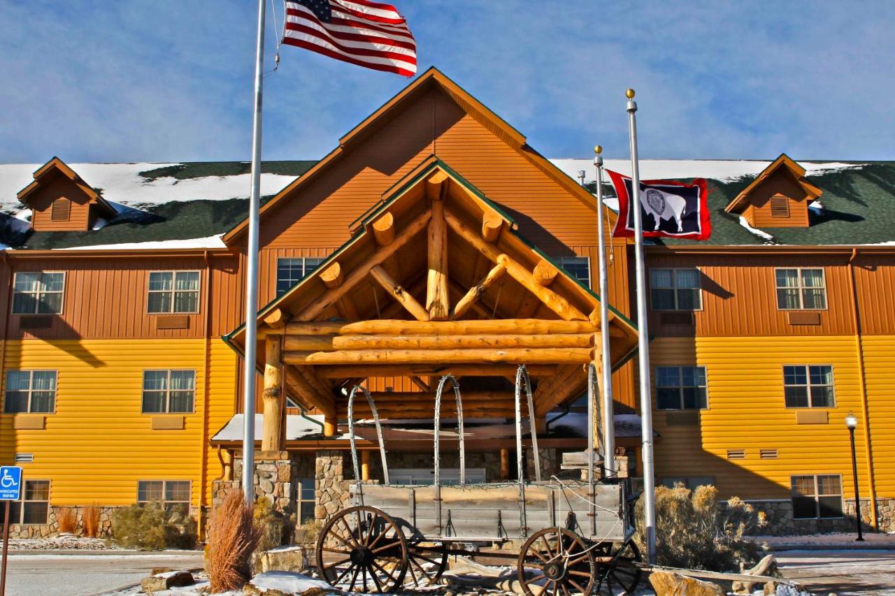 Arbuckle Lodge — photo 1
