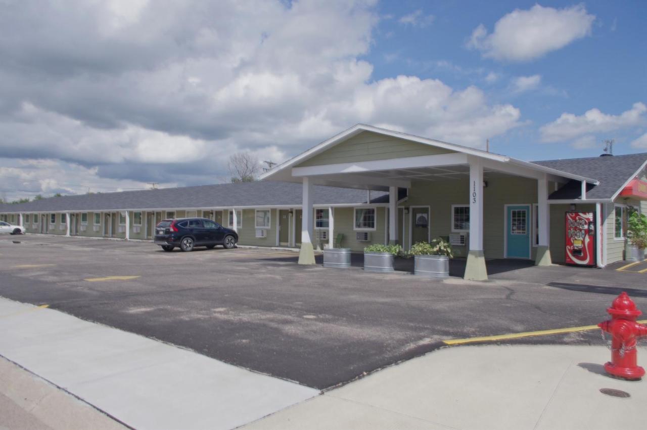 Economy Inn McCook — photo 1