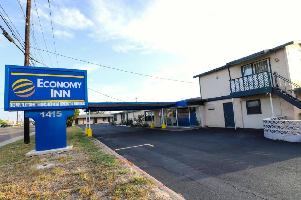 Economy Inn Kingsville — photo 1