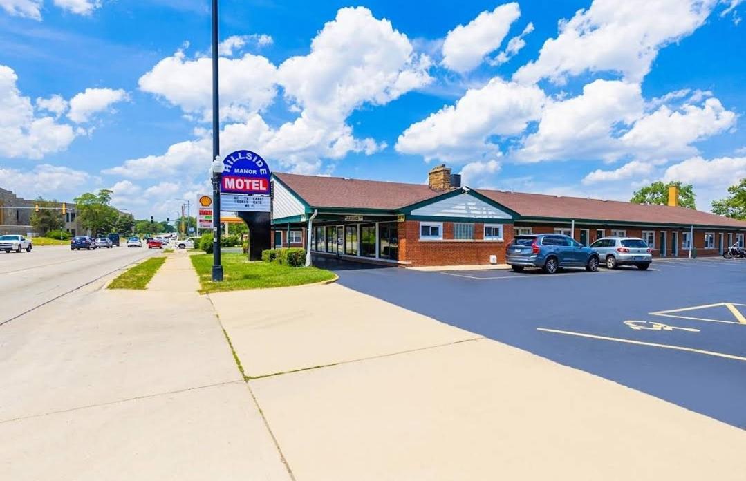 Manor Motel By OYO Near Oak Brook/Chicago Westchester — photo 1