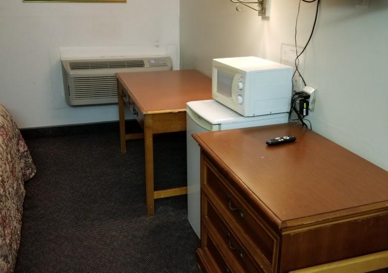 Blueway Inn & Salt City Inn — photo 2