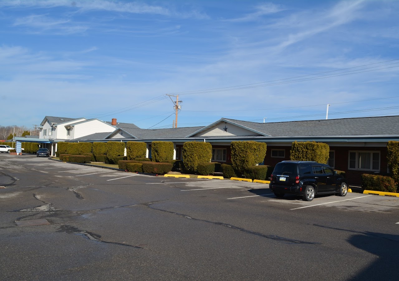 WYE Motor Lodge Duncansville - Altoona — photo 3