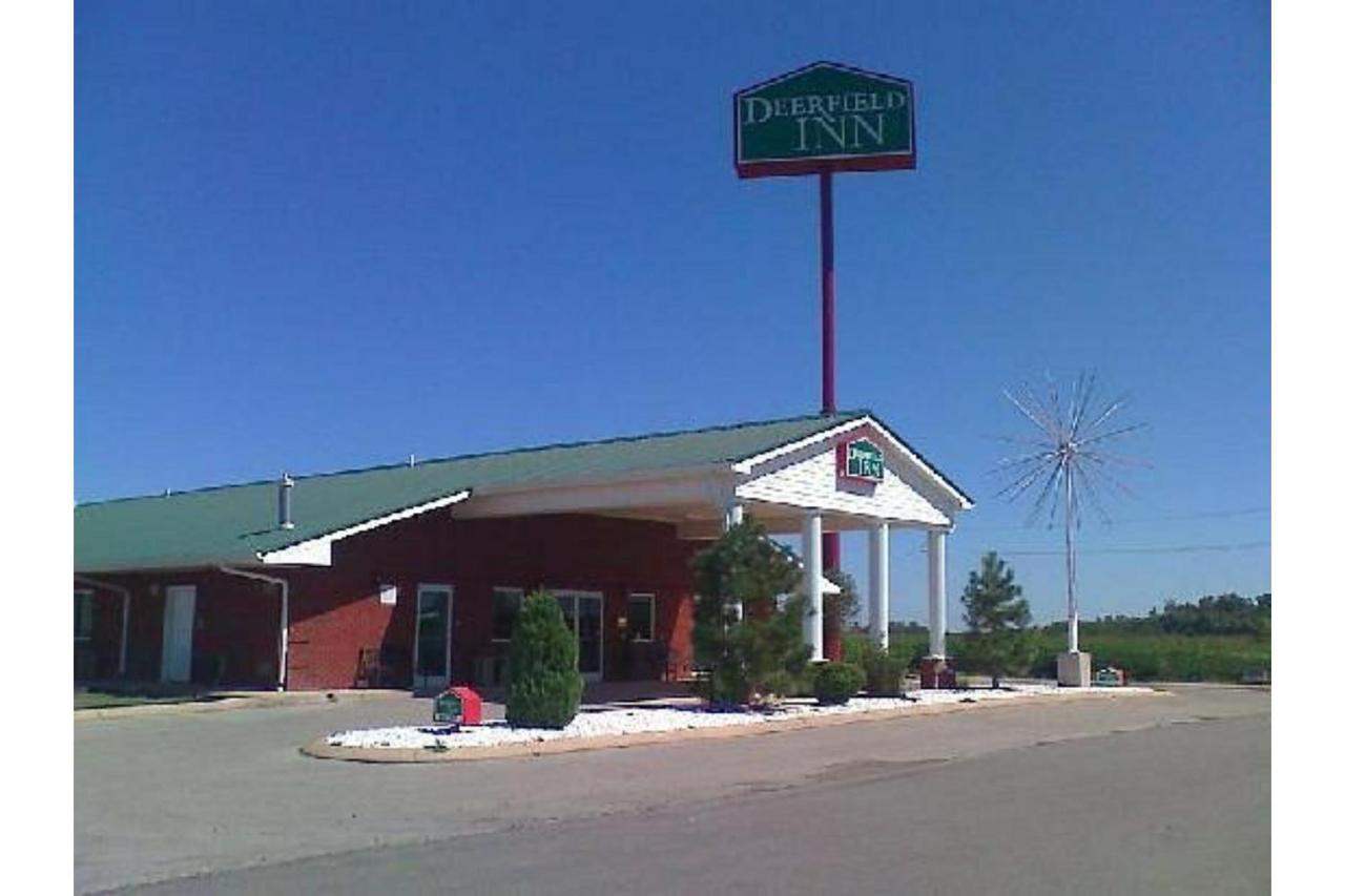 Deerfield Inn & Suites — photo 1