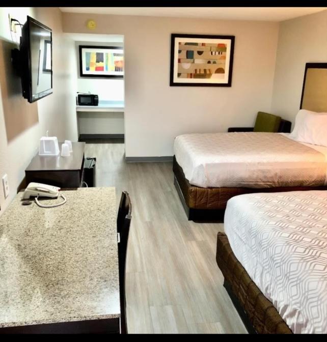 Cardinal Inn Motel — photo 1