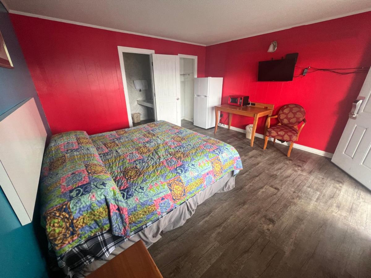 Pinelodge Motel — photo 1