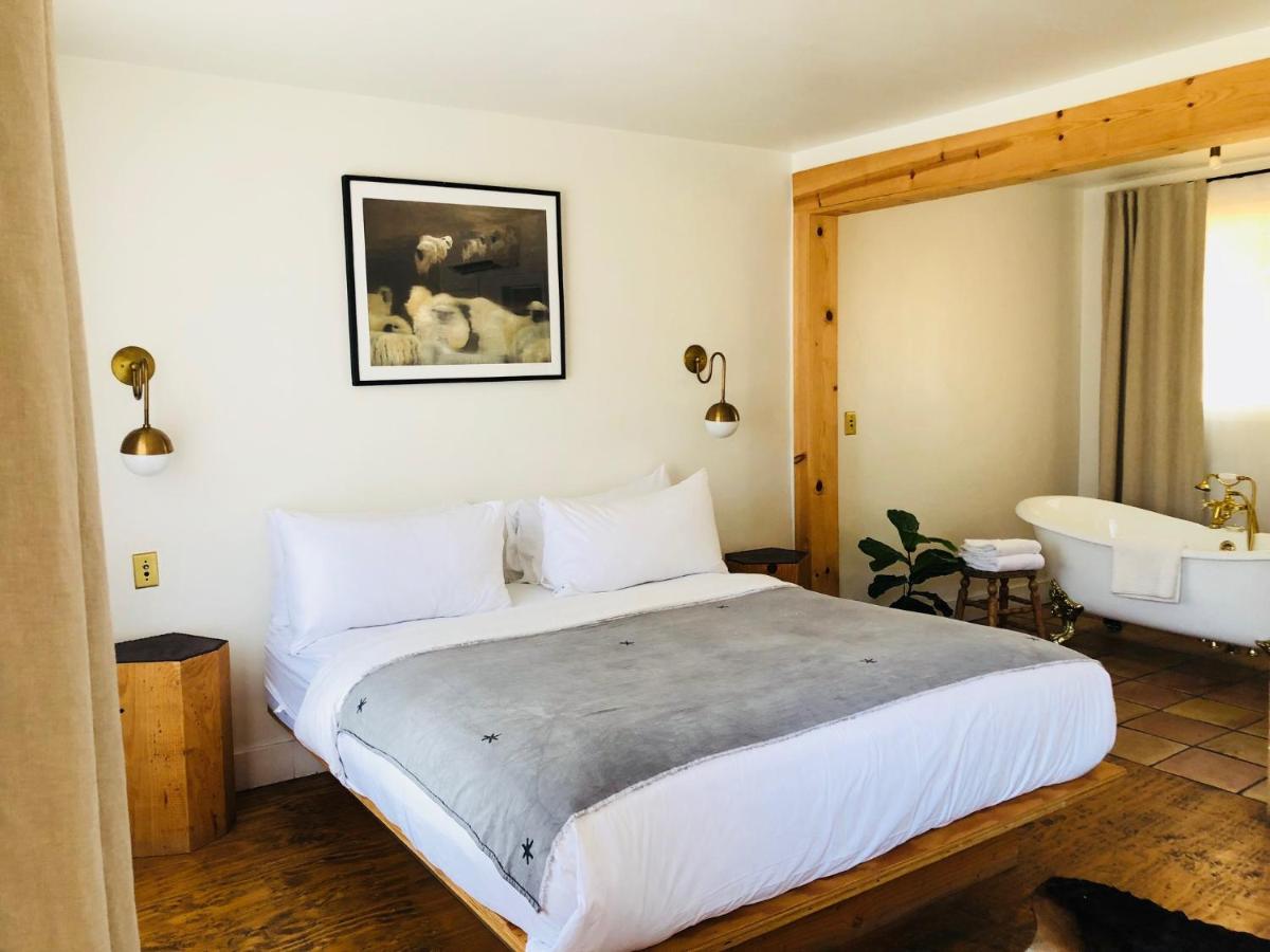 Alamo Motel — photo 1