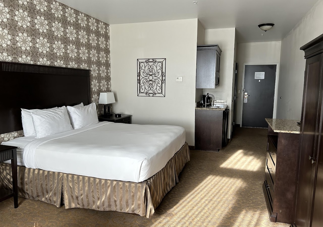 Boise Hillside Suites — photo 3