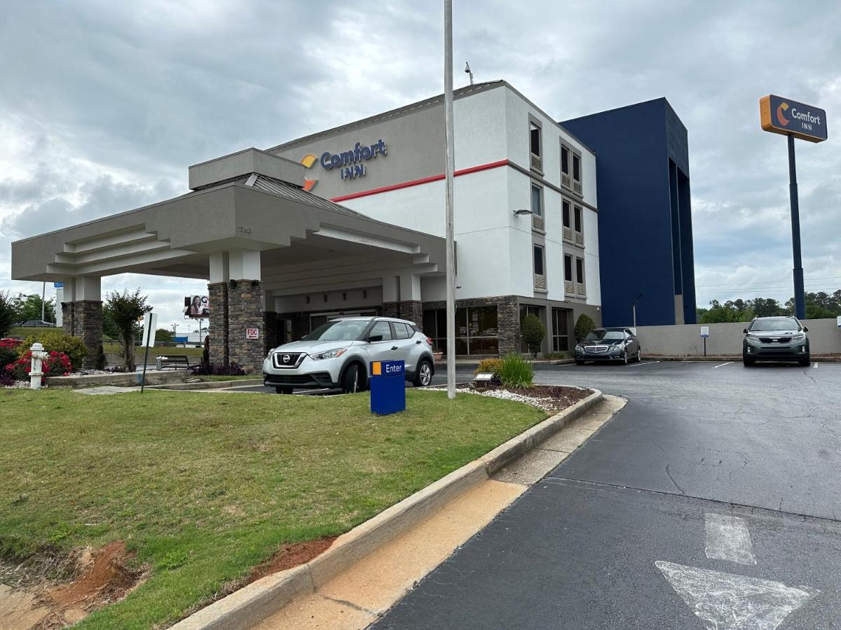 Comfort Inn Conyers — photo 1