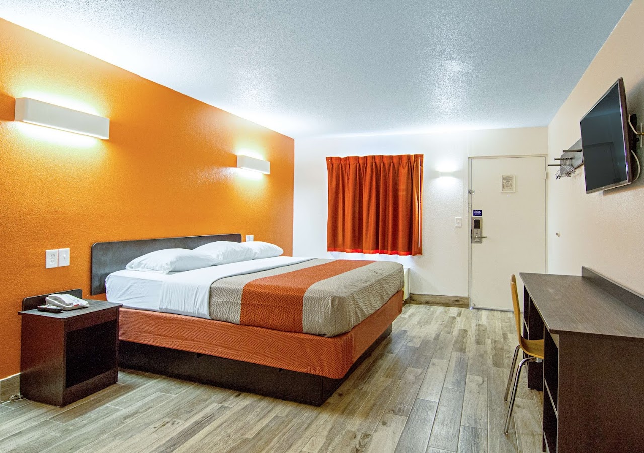 Dempsey motel — photo 2