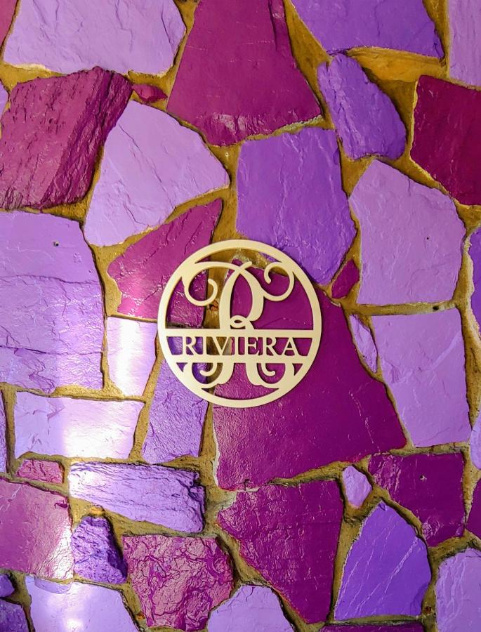 Mardi Gras Motel — photo 1