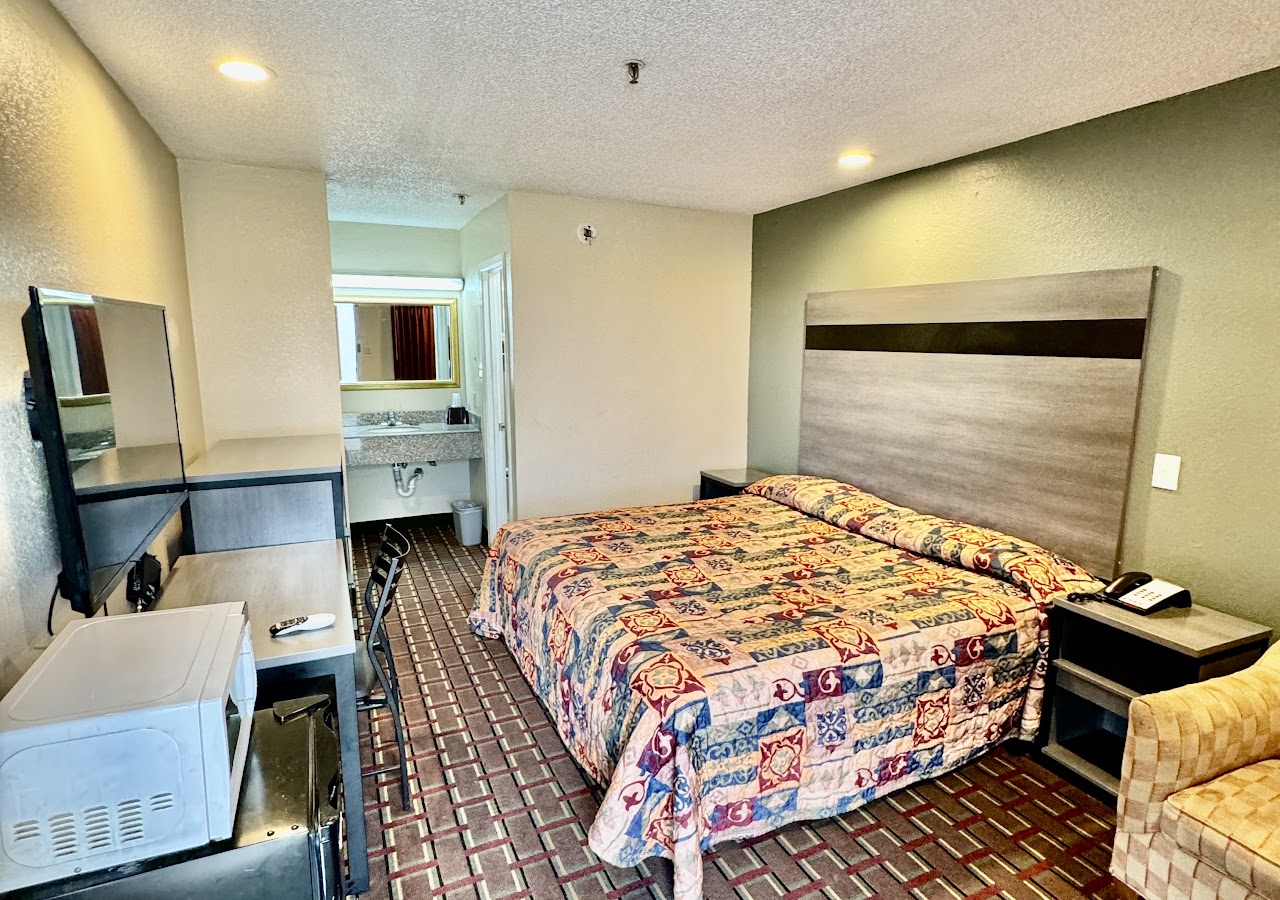 Seagoville Inn — photo 1
