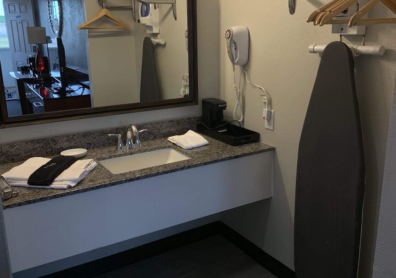 Maple Tree Inn — photo 3