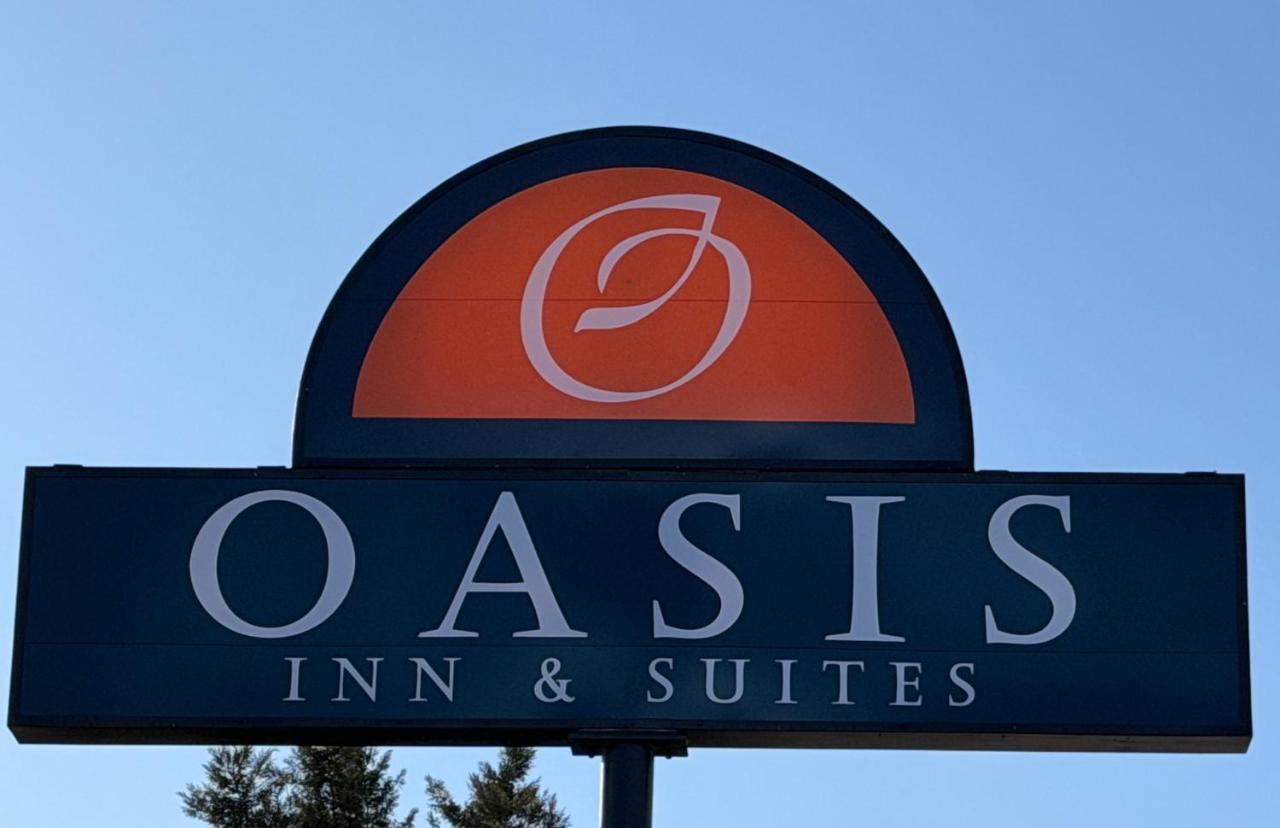 Oasis Inn and Suites — photo 1