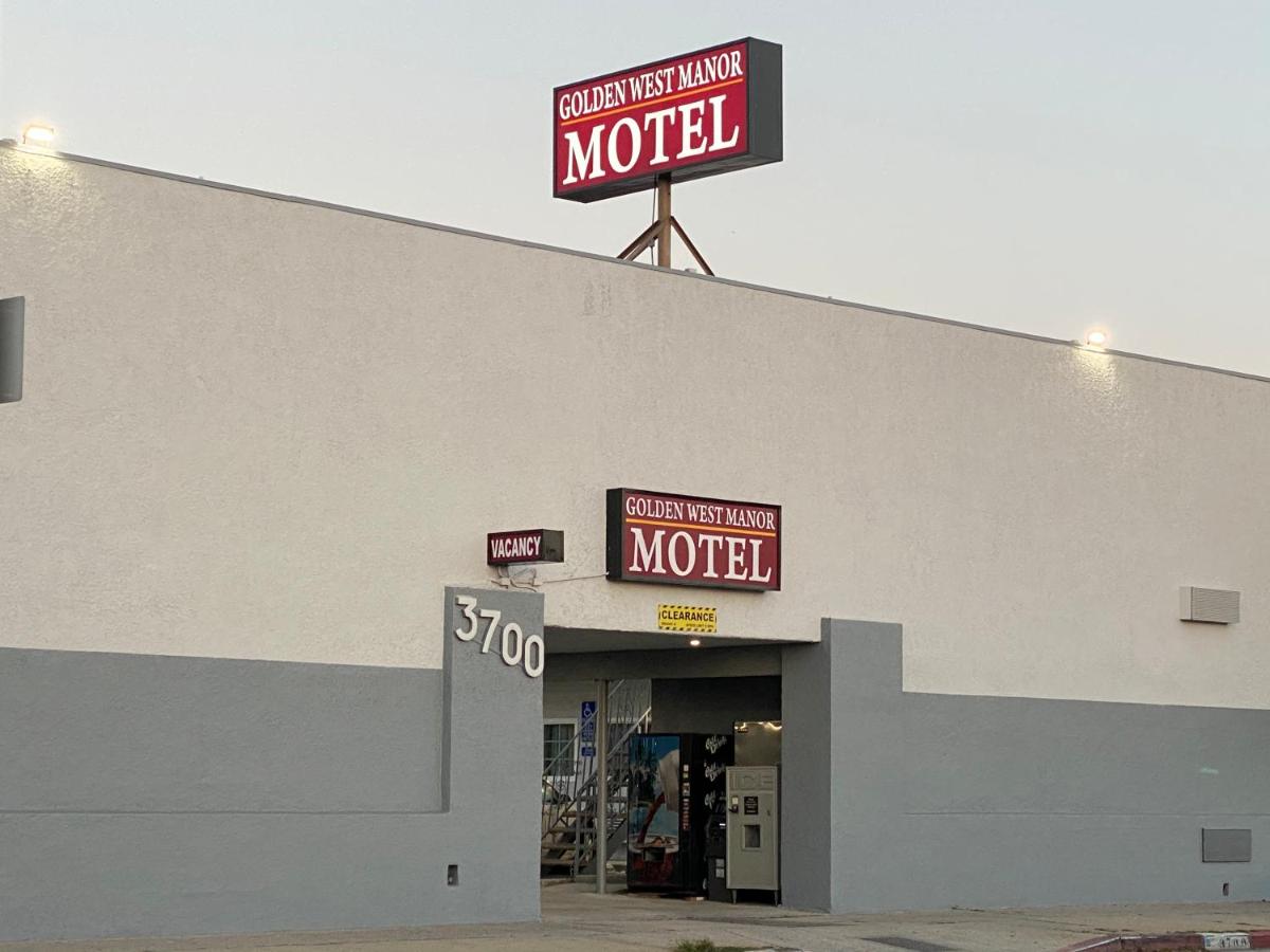 Golden West Manor Motel — photo 1