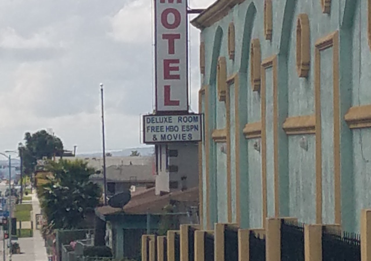 Hill Top Motor Inn — photo 1