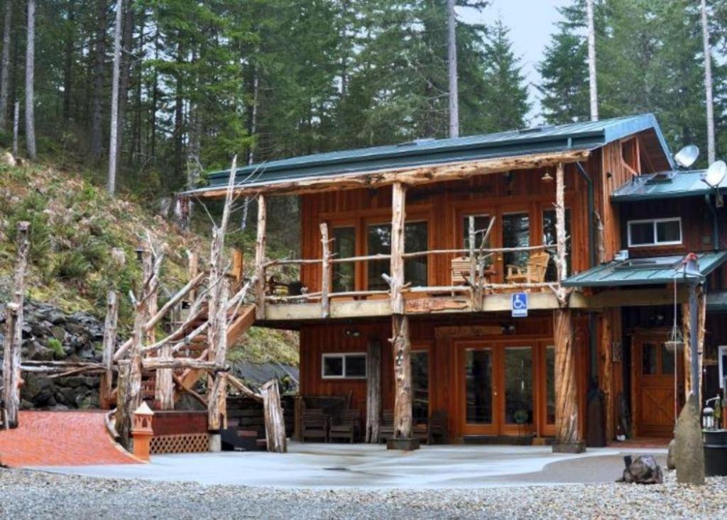 LANZAROTTA Bed and Breakfast, Eugene — photo 1