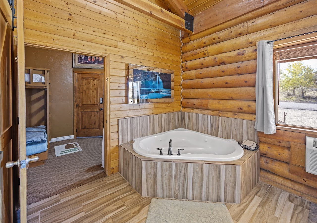 Ponderosa Inn — photo 2