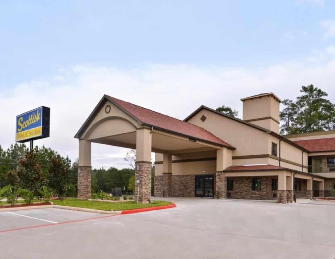 Corporate Inn & Suites — photo 1