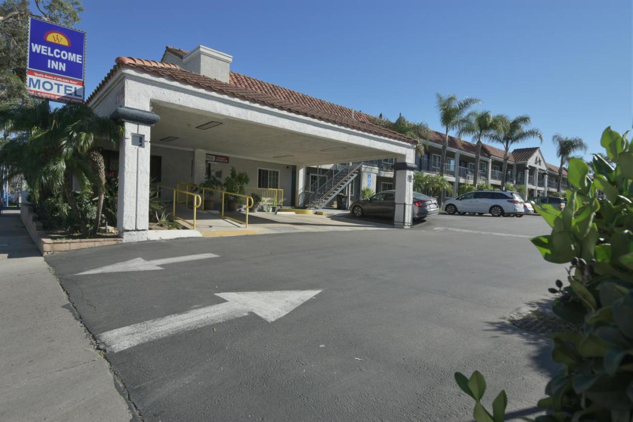 Tiffany Inn Corona — photo 1