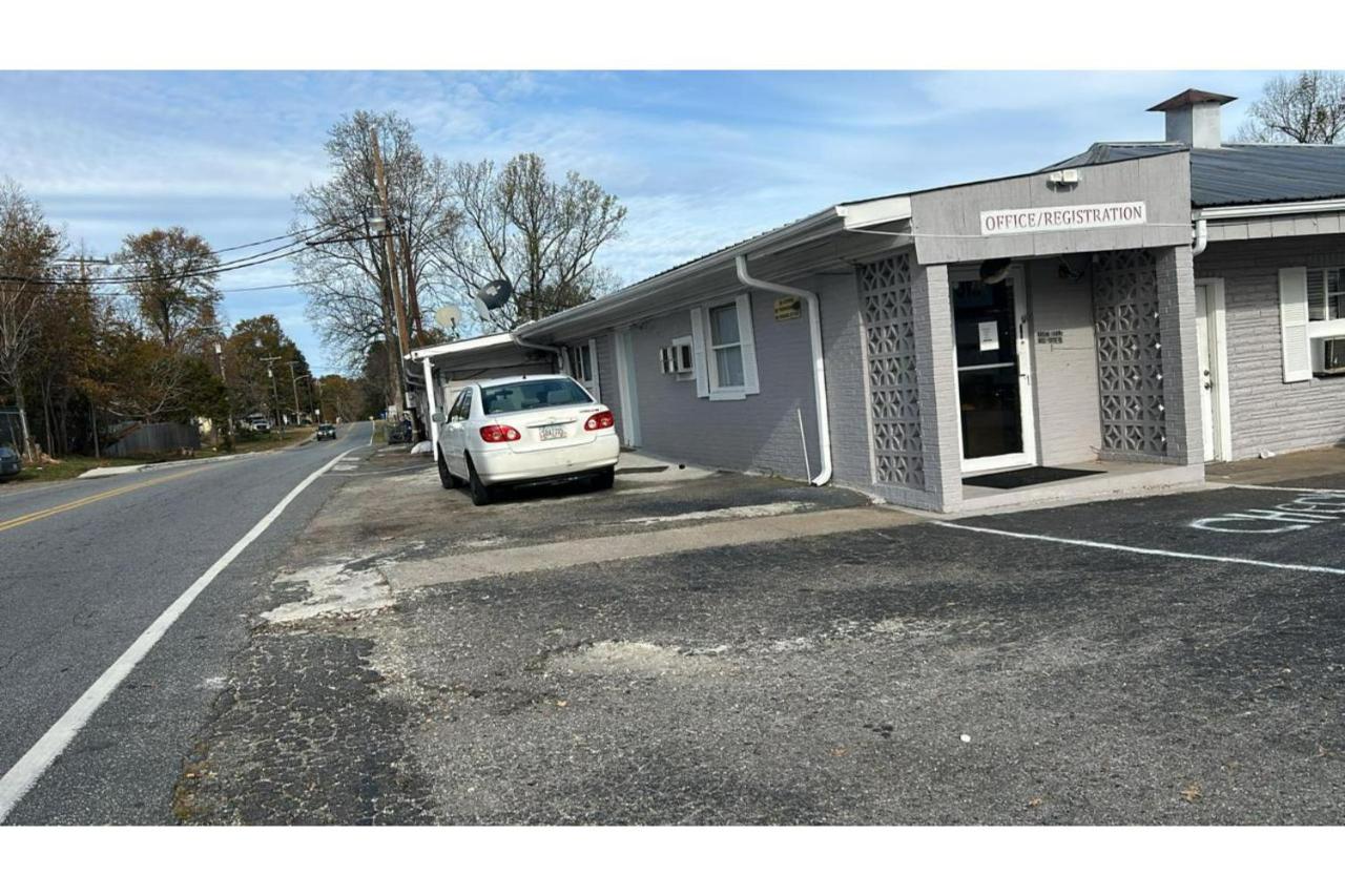Tri-City Motel — photo 1