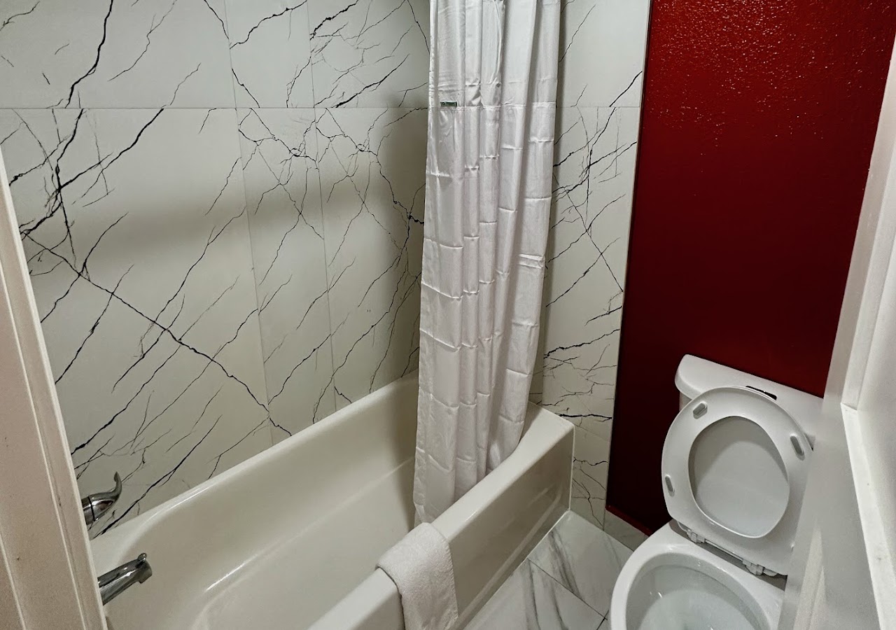 Hollywood INN Houston 1-69 Near Downtown — photo 3